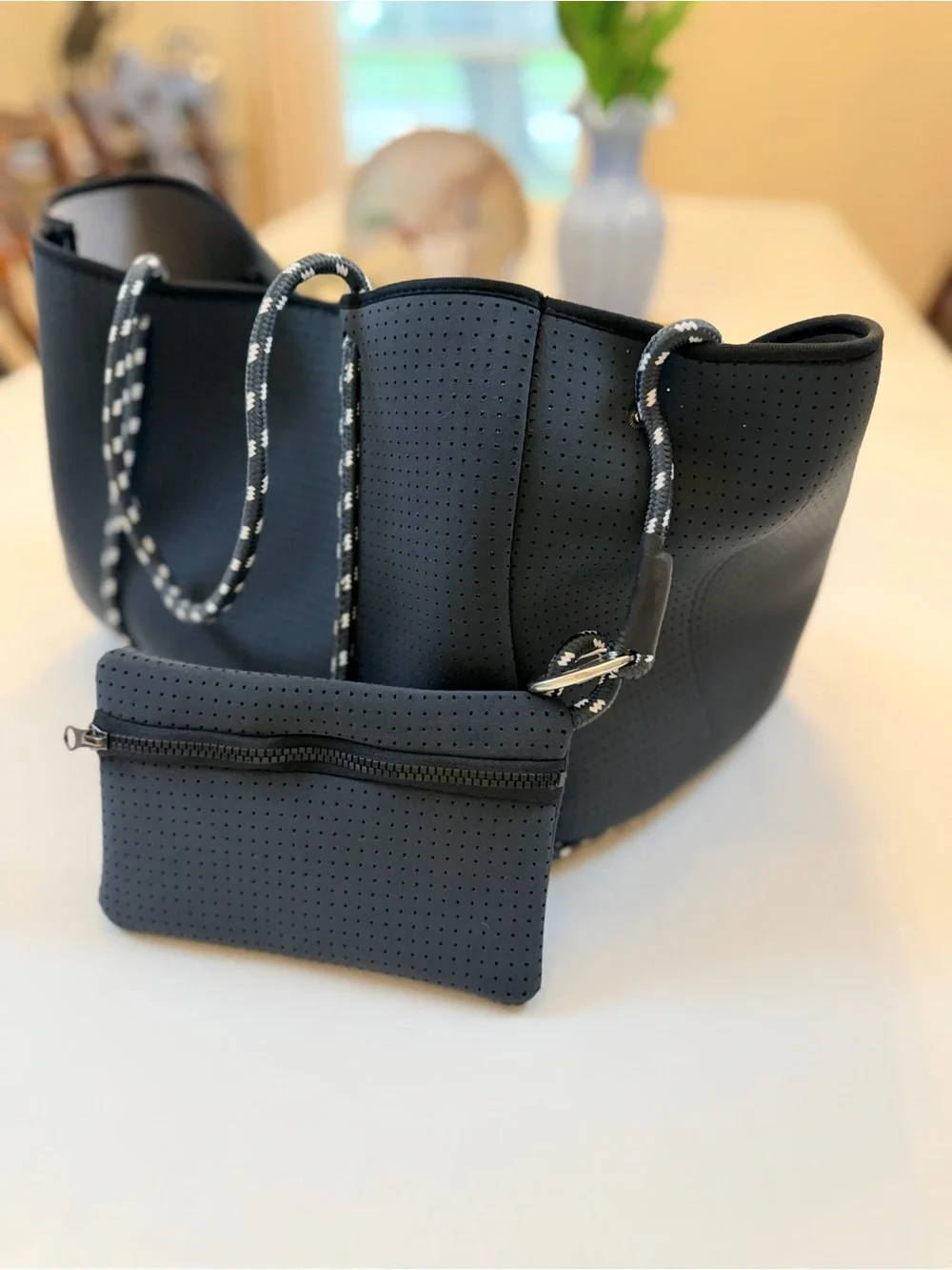 Popups Everyday Tote Bag with Pouch in Dark Graphite Paracord Straps & Detailing